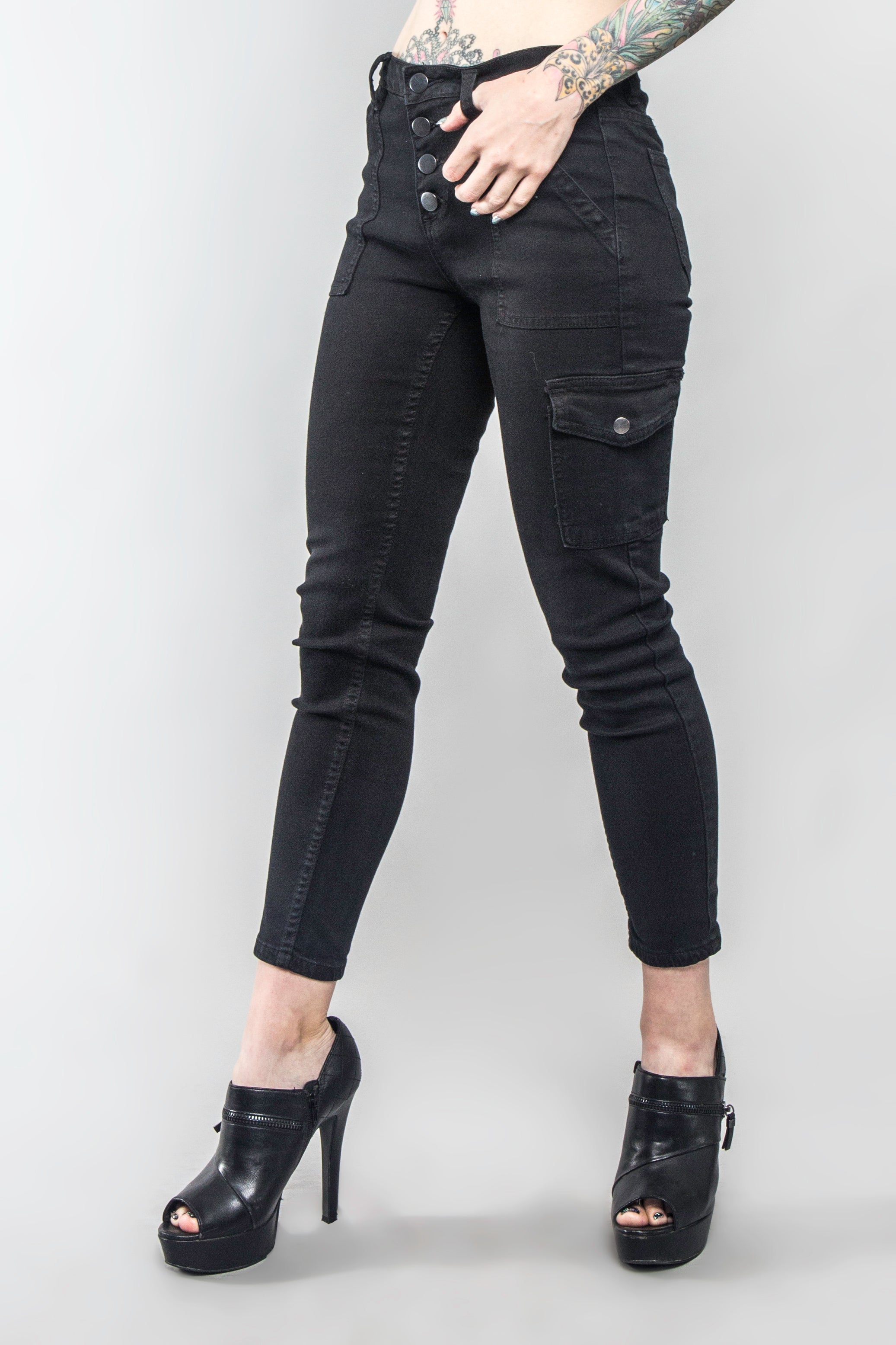 Buttoned Skinny Cargo Pants